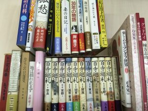昨日は神戸市北区で仏教関係とその他色々な本を買取り